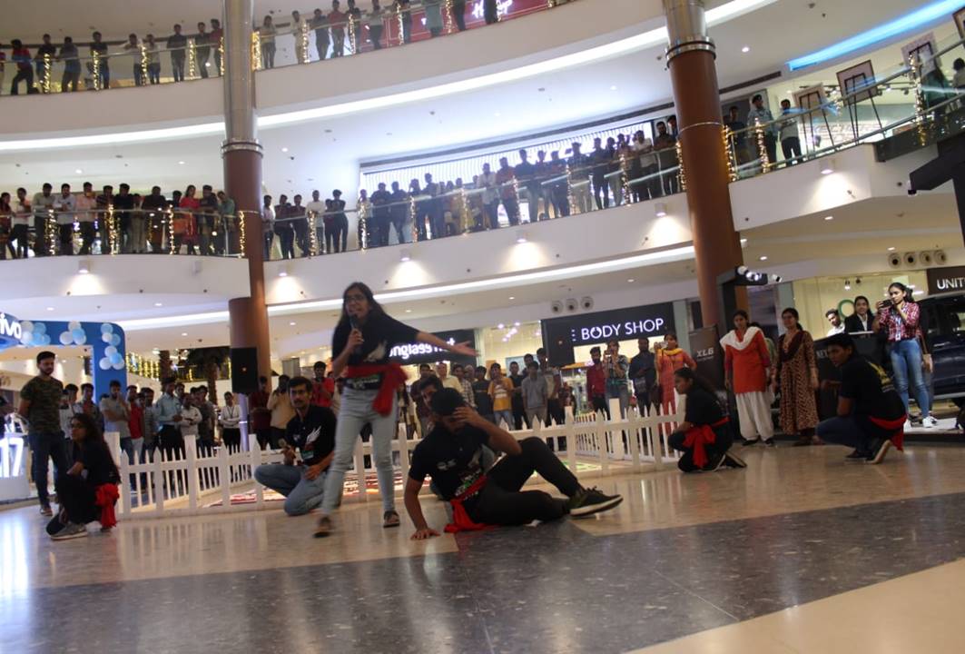 Flash Mob at DM Mall VIT Bhopal  - Best University in Central India -  DM-Mall-Flash-Mob-1