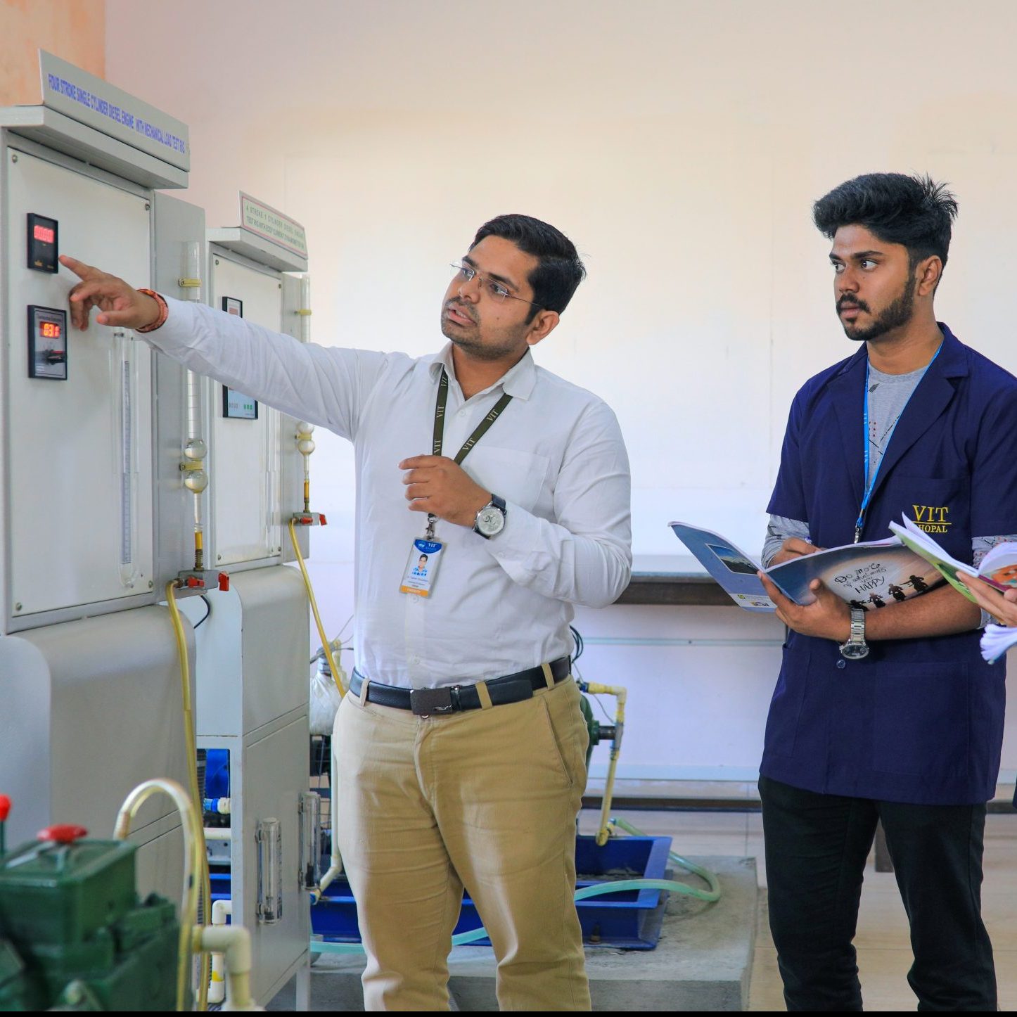 Mechanical lab VIT Bhopal  - Best University in Central India -  9-scaled-e1581404942105